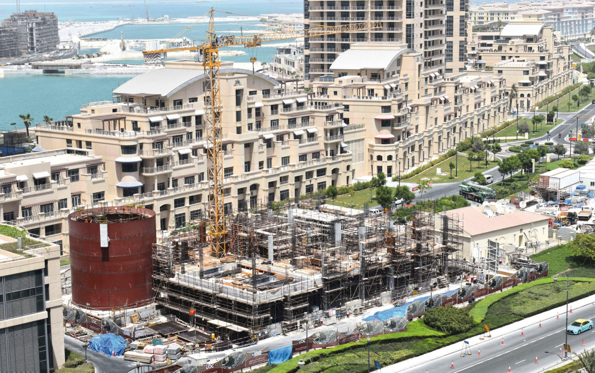Qatar Cool plant serving Gewan Island (under construction).