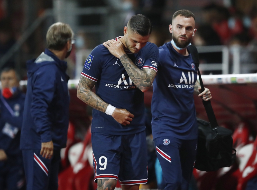 Paris St Germain's Mauro Icardi after sustaining an injury REUTERS/Stephane Mahe
