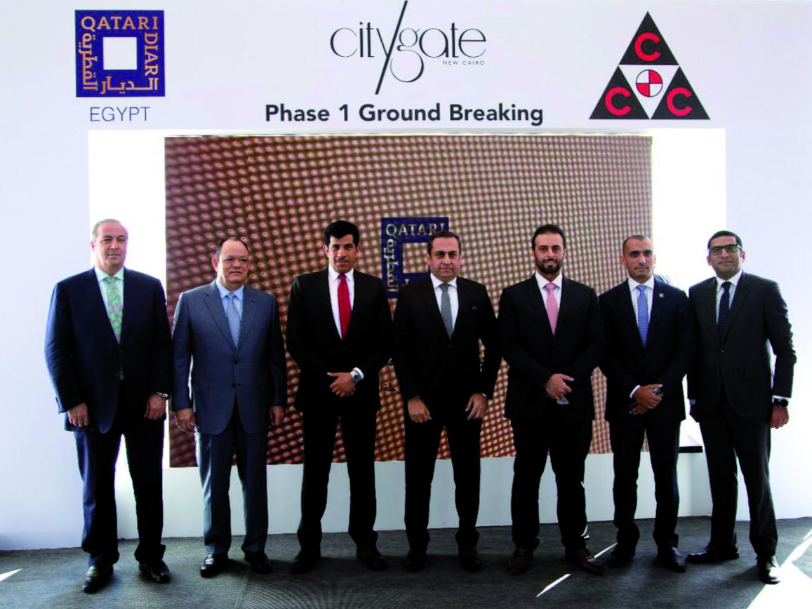 Ambassador of the State of Qatar to Egypt H E Salem Mubarak Al Shafi, Egypt’s Deputy Minister of Housing for National Projects Eng. Khaled Abbas, CEO of Qatari Diar Eng. Abdullah bin Hamad Al Attiyah and other officials and dignitaries during the event.