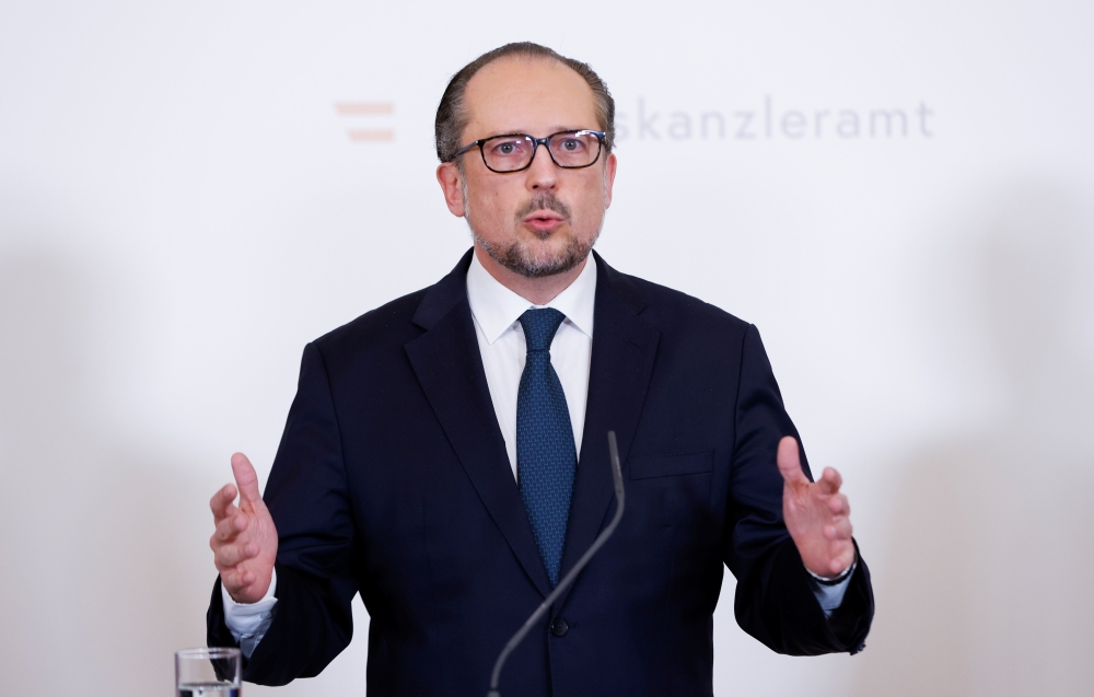 Austrian Chancellor Alexander Schallenberg speaks during a news conference in Vienna, Austria November 14, 2021. Reuters/Leonhard Foeger