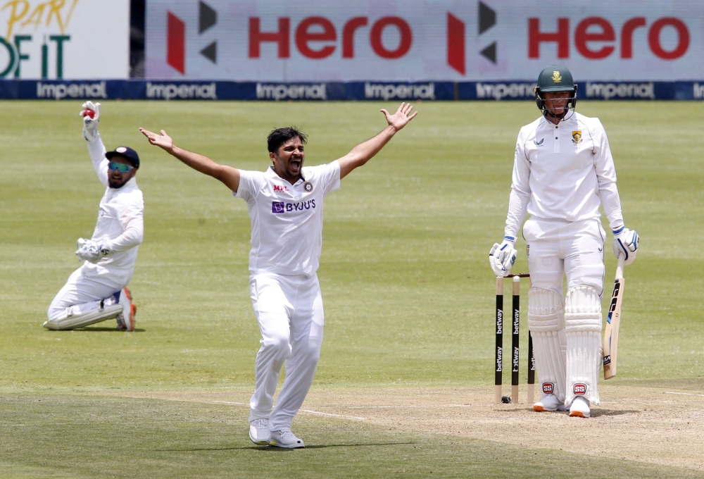India's Shardul Thakur and Rishabh Pant appeal successfully for the wicket of South Africa's Rassie van der Dussen Reuters/Rogan Ward