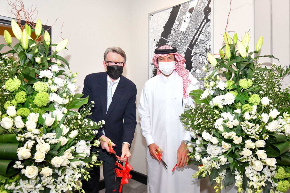 Minister of State and Chairman of Qatar Free Zones Authority (QFZA), H E Ahmad Al Sayed and Co-founder and Chairman of Global Counsel Lord Mandelson during the inauguration of Global Counsel’s new office in Msheireb, Downtown Doha.