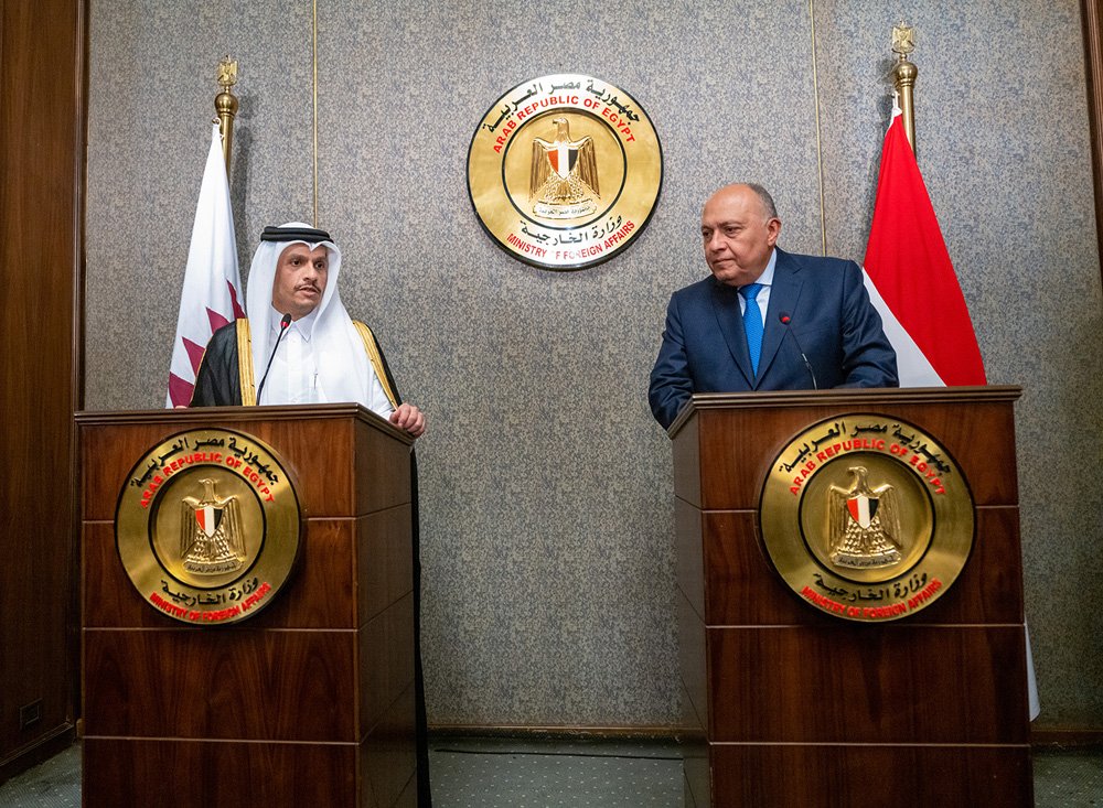 Deputy Prime Minister and Minister of Foreign Affairs H E Sheikh Mohammed bin Abdulrahman Al Thani addressing a joint press conference with Egyptian Foreign Minister H E Sameh Shoukry in Cairo on Monday. 