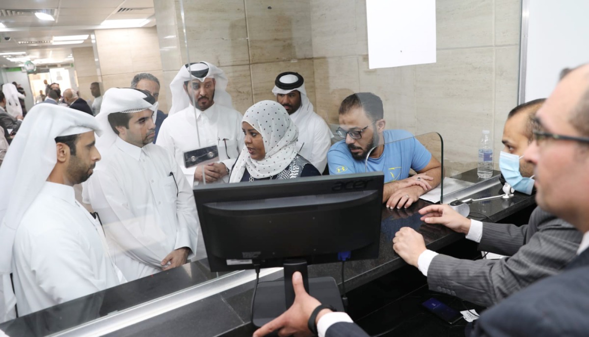 Qatar's delegation headed by Assistant Undersecretary of the Ministry for Real Estate Registration and Documentation Saeed Abdullah Al Suwaidi, with Egyptian officials.
