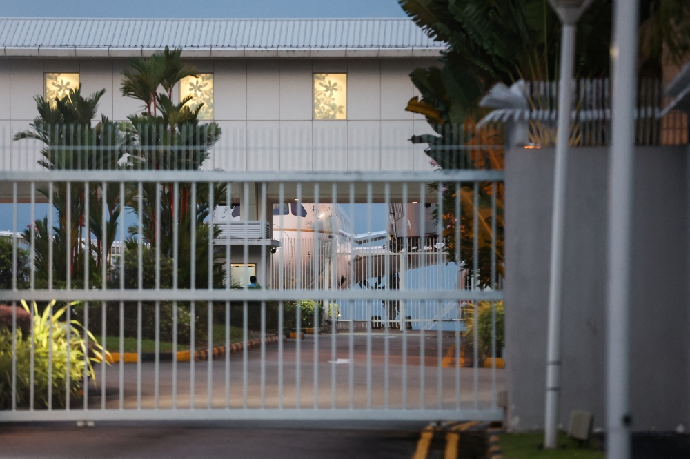 A Saudi airlines plane, believed to be carrying Sri Lankan President Gotabaya Rajapaksa arrives on the tarmac at Singapore's Changi Airport July 14, 2022. (Reuters/Edgar Su)