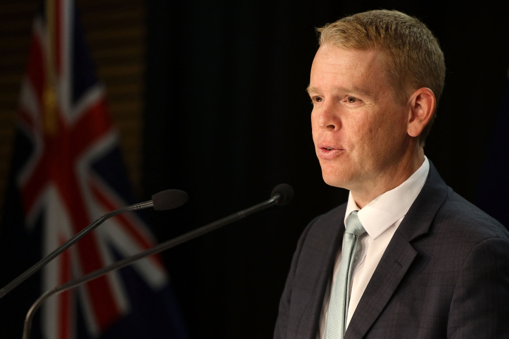 New Zealand's Prime Minister Chris Hipkins speaks to the media during his first official post cabinet press conference at Parliament in Wellington on January 25, 2023. (Photo by Marty MELVILLE / AFP)