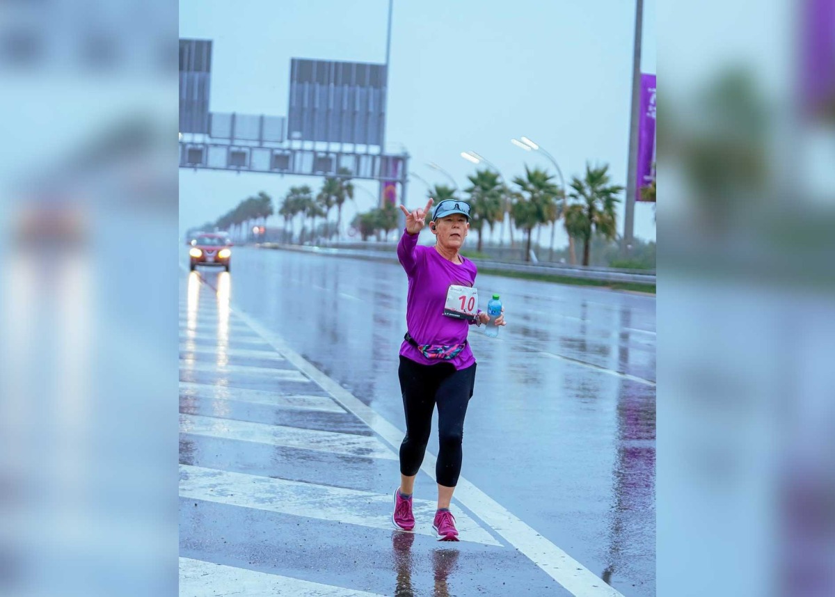Laurie Barber during a marathon in Qatar. Photos courtesy of Islam Sallam. 