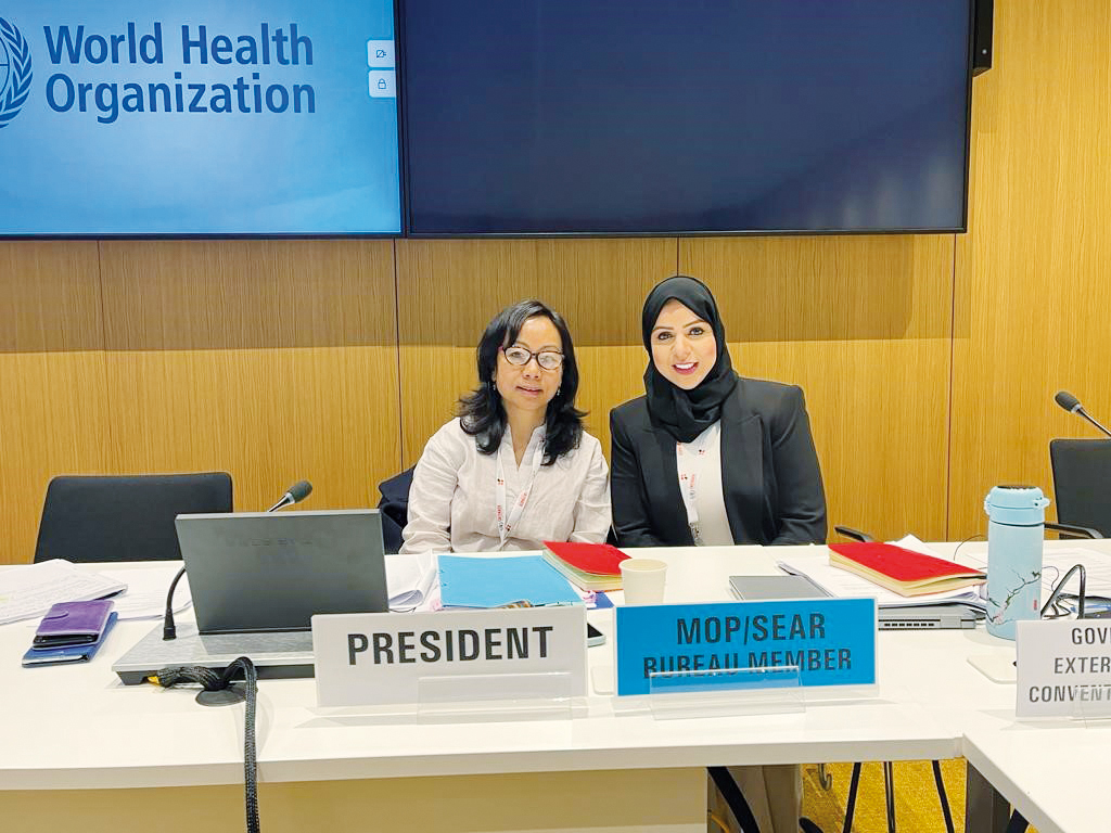 The Head of the Eastern Mediterranean Region Office for the Protocol to Eliminate Illicit Trade in Tobacco Products Dr. Kholoud Al Mutawa (right) during the meeting.