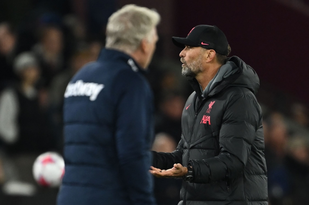 Liverpool's German manager Jurgen Klopp reacts during the English Premier League football match between West Ham United and Liverpool at the London Stadium, in London on April 26, 2023. Photo by Ben Stansall / AFP