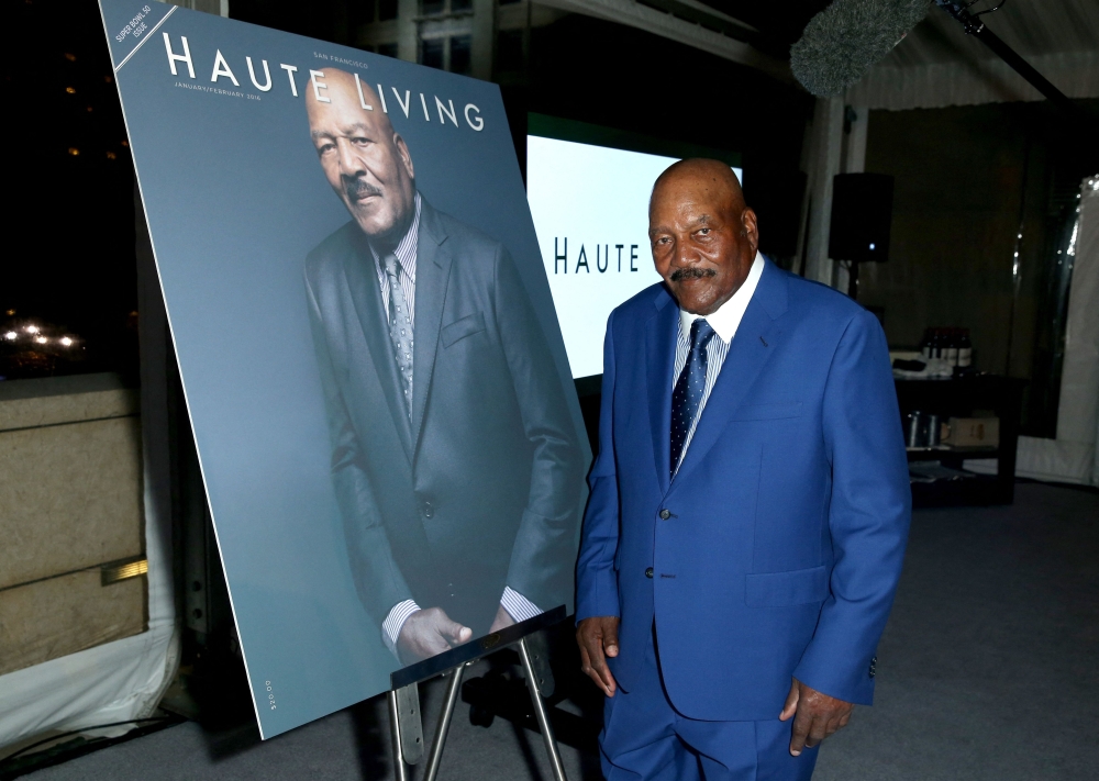 Former Cleveland Browns running back and NFL Hall of Famer Jim Brown attends Haute Living And Louis XIII Celebrate Jim Brown's 80th Birthday on February 4, 2016 in San Francisco, California. (Photo by Joe Scarnici / GETTY IMAGES NORTH AMERICA / AFP)
