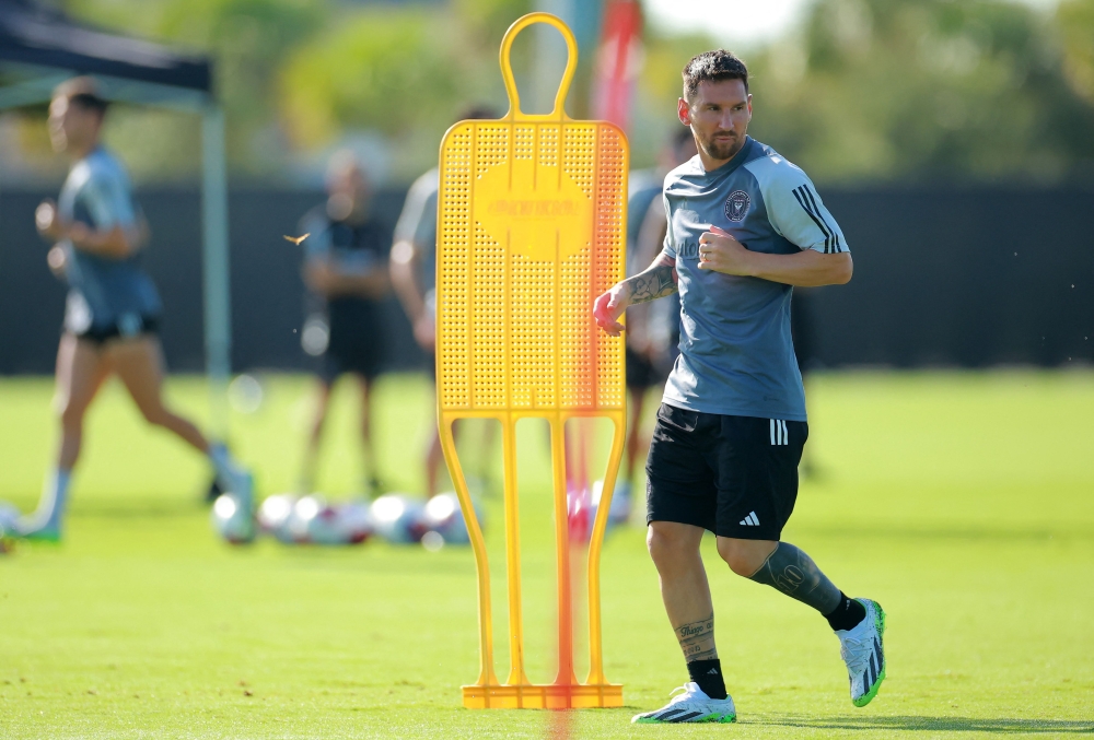 Lionel Messi of Inter Miami CF trains during an Inter Miami CF Training Session at Florida Blue Training Center on July 18, 2023 in Fort Lauderdale, Florida. (Photo by Hector Vivas / GETTY IMAGES NORTH AMERICA / Getty Images via AFP)
