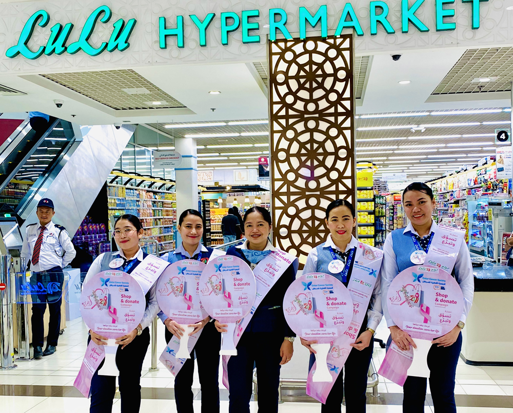 Volunteers during a breast cancer awareness campaign at a Lulu Hypermarket.