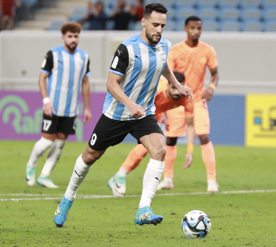 Al Wakrah’s Mohamed Benyettou takes a spot kick yesterday. 
