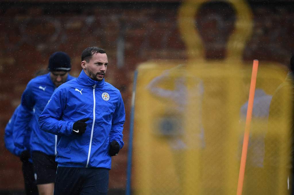 File photo: Leicester City's English midfielder Danny Drinkwater attends a team training session at Leicester City's training ground in Leicester, central England, on November 21, 2016. AFP / Oli SCARFF


