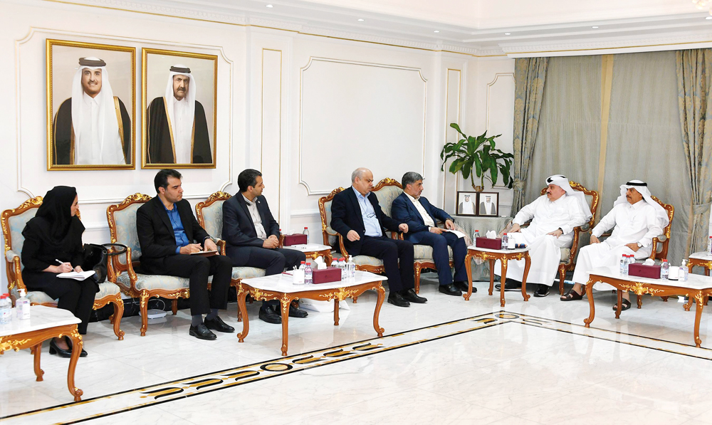 Qatar Chamber board member Nasser bin Sulaiman Al Haider with the Deputy Advisor for Economic Affairs in the Iranian Yazd Province Ahmed Akhondi and other delegates during the meeting.