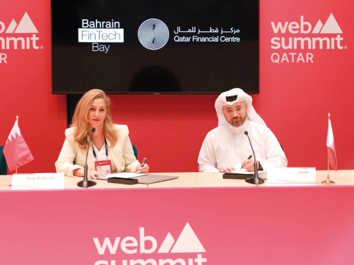 Officials during agreement signing