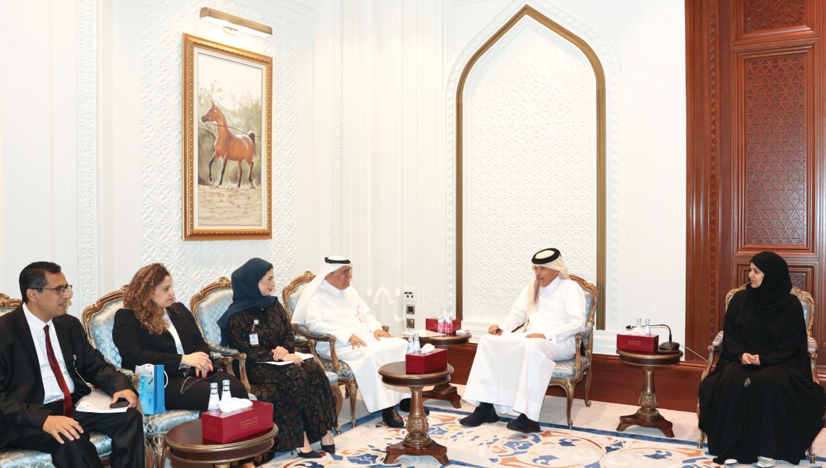 Speaker of Shura Council H E Hassan bin Abdulla Al Ghanim and Deputy Speaker H E Dr. Hamda bint Hassan Al Sulaiti meeting a team from HMC Tobacco Control Center, led by Dr. Ahmad Mohammed Al Mulla.
