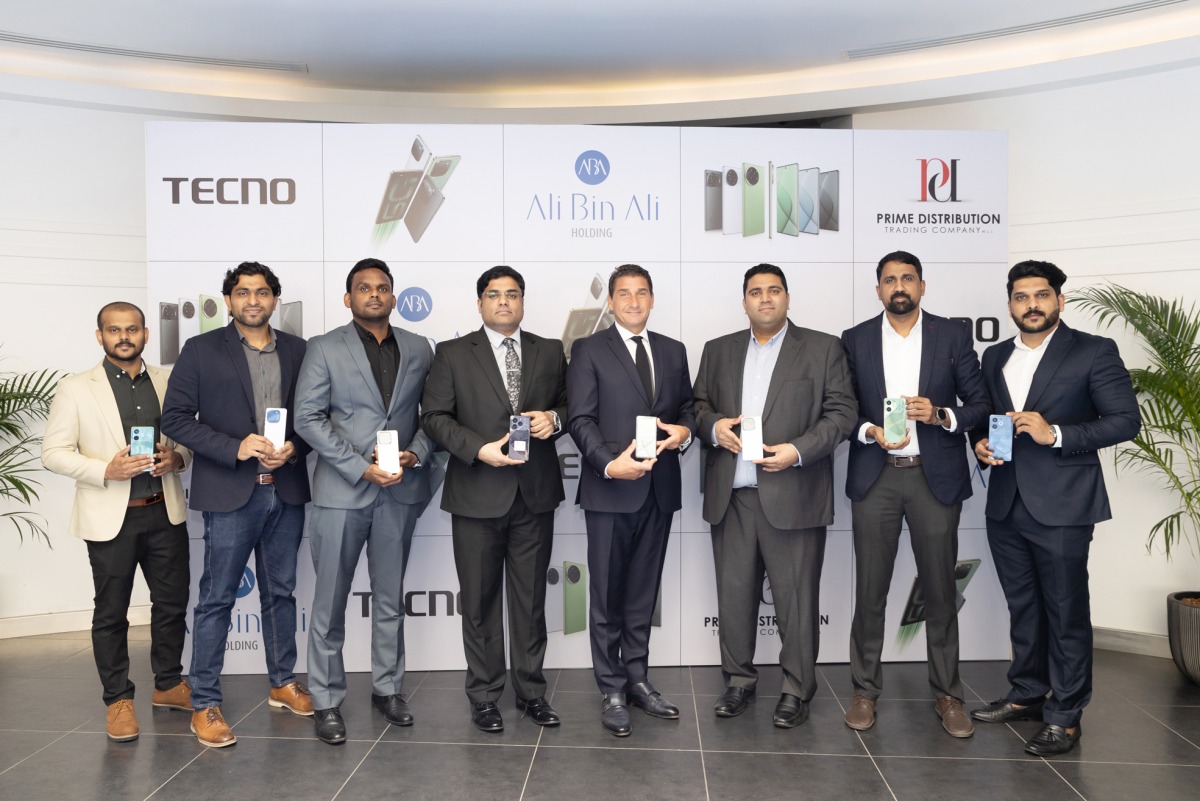 Officials at the launch ceremony.