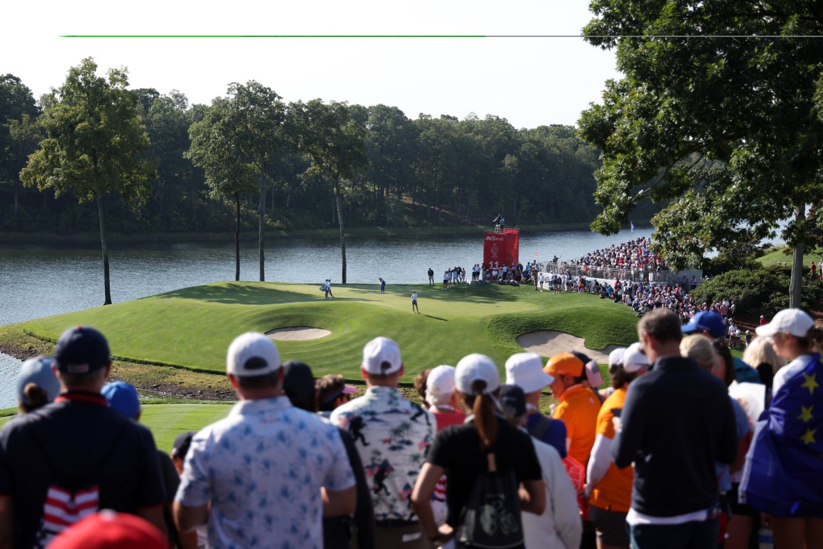 A general view of the 11th green during the second round of the Solheim Cup 2024 at Robert Trent Jones Golf Club on September 14, 2024 in Gainesville, Virginia. Gregory Shamus/Getty Images/AFP. Photo by Gregory Shamus / GETTY IMAGES NORTH AMERICA / Getty Images via AFP.