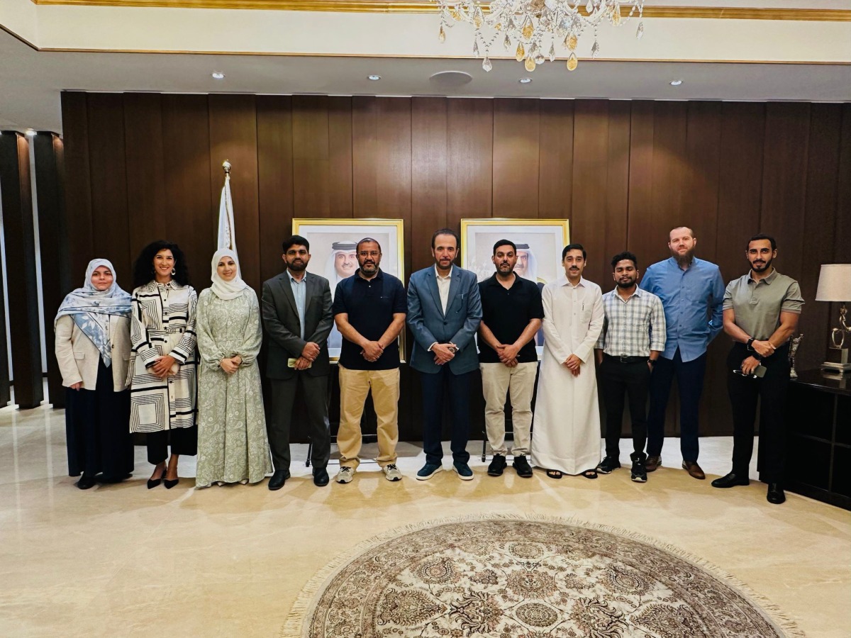 Members of delegation with Ambassador of Qatar to Singapore H E Saoud bin Jassim Al Jufairi.