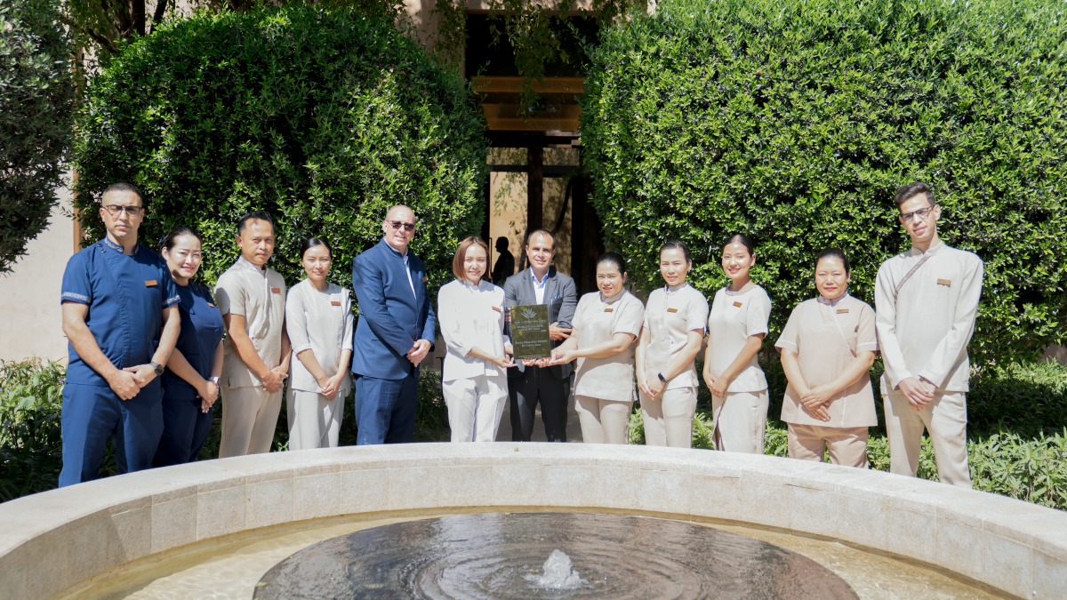 Zulal Wellness Resort by Chiva-Som officials and staff with the award.