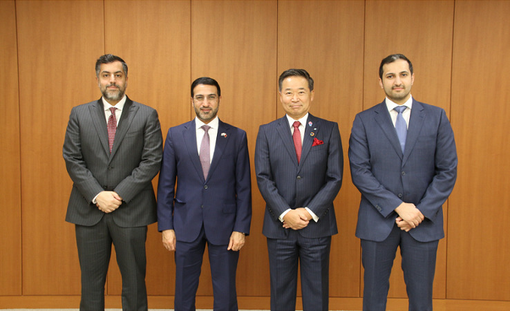 CEO of Invest Qatar Sheikh Ali Alwaleed Al-Thani, CEO of QFZ Sheikh Mohammed bin Hamad bin Faisal Al-Thani with other officials during the meeting.