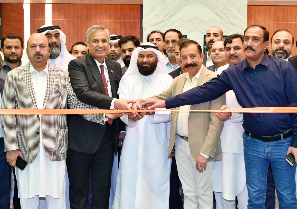Board Member of Qatar Chamber, Dr. Mohamed bin Jawhar Al Mohamed and President of the Islamabad Chamber of Commerce and Industry, Nasir Mansoor Qureshi with other officials during the opening of exhibition.
