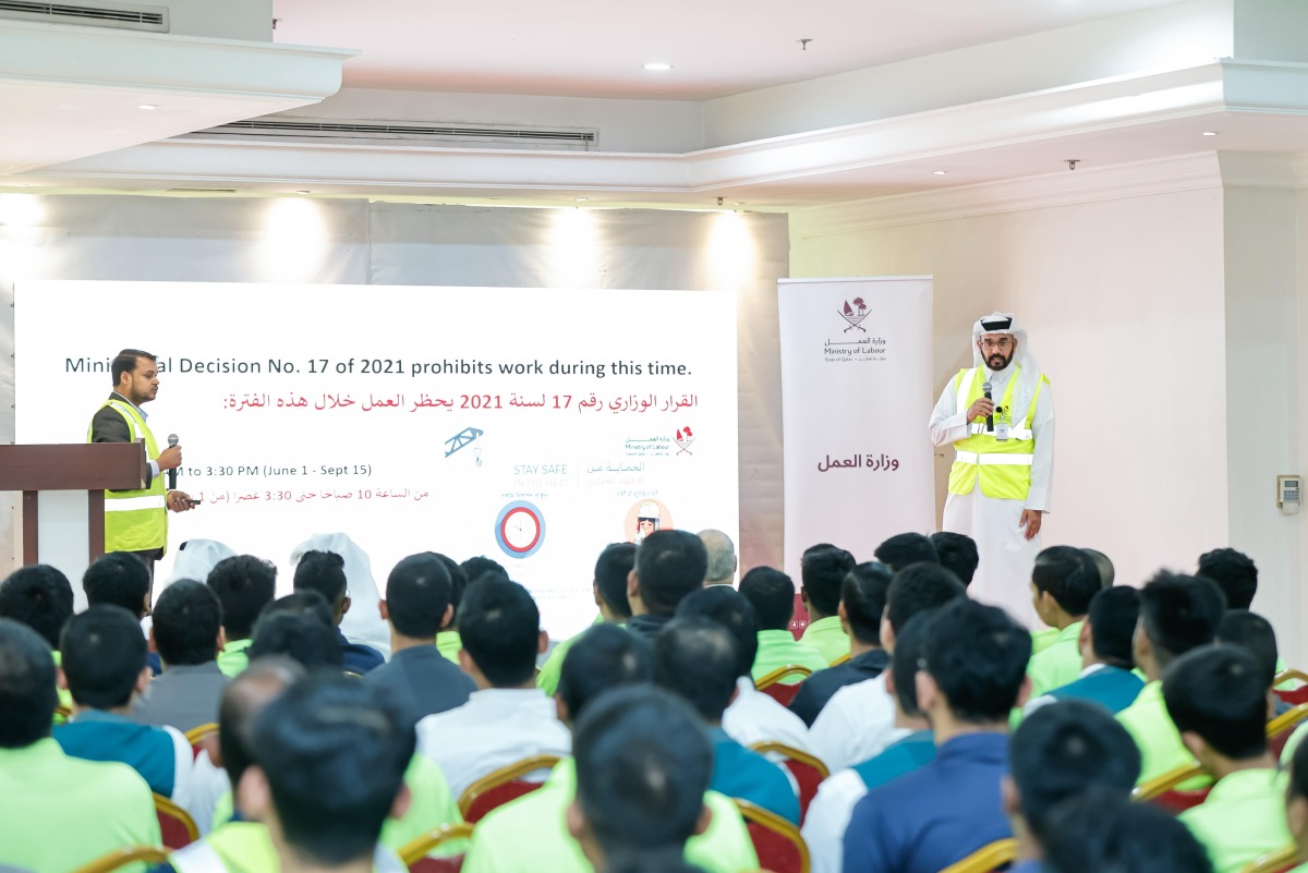 Participants during a session of the campaign.