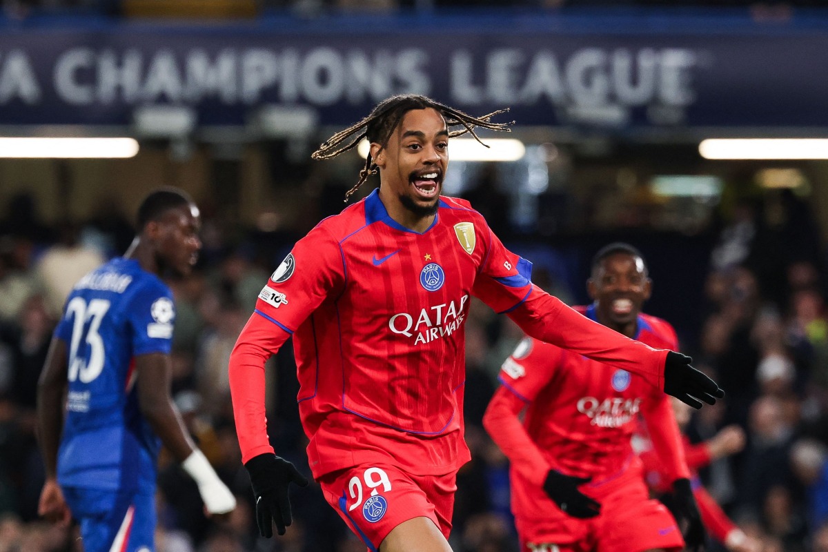 Paris Saint-Germain's French forward #29 Bradley Barcola celebrates after scoring his team second goal during the UEFA Champions League round of 16 second leg football match between Chelsea FC and Paris Saint-Germain (PSG) at Stamford Bridge, west London on March 17, 2026. (Photo by FRANCK FIFE / AFP)