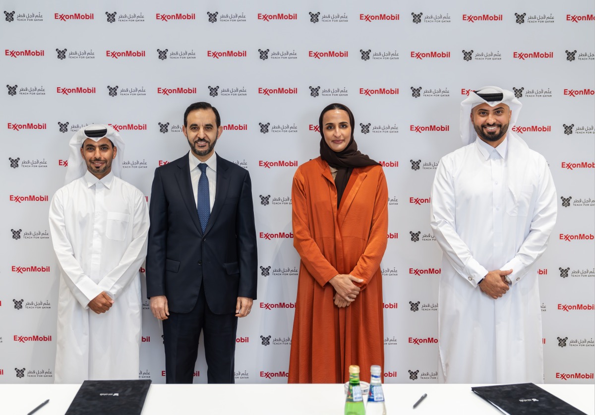 Vice Chairperson of Qatar Foundation H E Sheikha Hind bint Hamad Al Thani with President and General Manager of ExxonMobil Qatar Taher Hamid, and CEO of Teach For Qatar Nasser Al Jaber during the event.