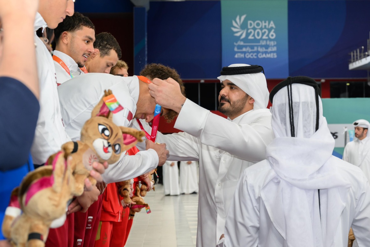 President of the Olympic Council of Asia and Qatar Olympic Committee H E Sheikh Joaan bin Hamad Al-Thani, also the Chairman of the Organising Committee of the GCC Games Doha 2026 crowned the winners of 4x200m freestyle relay.
