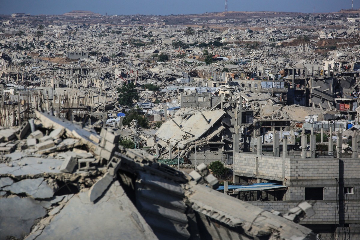 A general view shows destruction in Khan Yunis in the southern Gaza Strip on July 31, 2026. Photo by BASHAR TALEB / AFP.