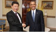 President Barack Obama greets President Xi Jinping of China in the Blue Room prior to the Nuclear Security Summit working dinner, White House, March 31, 2016. (Chuck Kennedy / Anadolu Agency) 