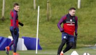 England's Jamie Vardy (L) and Wayne Rooney during training. (Reuters / Carl Recine)