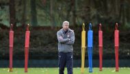 Arsenal's French manager Arsene Wenger attends a training session ahead of the UEFA Champions League group stage football match against Paris Saint Germain at Arsenal's training ground, London Colney on November 22, 2016. (AFP / Glyn Kirk)