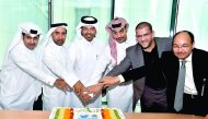 The number of followers of the official Twitter account of the Ministry of Municipality and Environment has crossed 100,000. The Public Relations Department of the Ministry yesterday celebrated the achievement in the presence of Khalaf Ajlan Al-Anzi, Dire