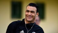 Egypt's goalkeeper Essam El-Hadary arrives for a training session in Libreville on February 3, 2017, two days ahead of the final of the 2017 Africa Cup of Nations football tournament between Egypt and Cameroon.
/ AFP / GABRIEL BOUYS