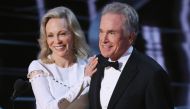 89th Academy Awards - Oscars Awards Show - Hollywood, California, U.S. - 26/02/17 - Warren Beatty and Faye Dunaway present the Best Picture. REUTERS/Lucy Nicholson