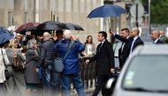 Emmanuel Macron walks in a street, on May 11, 2017 in Paris (AFP / Philippe Lopez) 