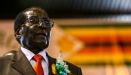 Zimbabwe President Robert Mugabe attends a meeting with the Zimbabwe National Liberation War Veterans Associatioin on April 7, 2016 in Harare. (AFP / Jekesai Njikizana)