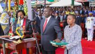 Kenya's vice president-elect, William Ruto takes oath during the swearing in ceremony at the Kasarani Sport Stadium in Nairobi on November 28, 2017. ( Kenyan Presidency Press Office handout / Anadolu Agency)