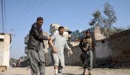 Woundeds are taken out of the site of bomb attacks in Jalalabad, Afghanistan on December 2, 2017.  Zabihullah Ghazi - Anadolu
