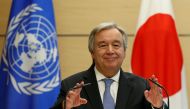 UN Secretary-General Antonio Guterres attends a joint news conference with Japan's Prime Minister Shinzo Abe at Abe's official residence in Tokyo on December 14, 2017. / AFP / POOL / TORU HANAI.