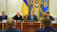 Ukrainian President Petro Poroshenko (2nd R) chairs a meeting with members of the National Security and Defence Council in Kiev, Ukraine December 26, 2018. Mykola Lazarenko