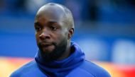(FILES) In this file photo taken on February 17, 2018 Paris Saint-Germain's midfielder Lassana Diarra arrives before the French Ligue 1 football match between Paris Saint-Germain (PSG) and Strasbourg at The Parc des Princes in Paris.   AFP / GEOFFROY VAN 