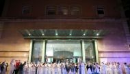 Health workers from Clinic hospital applaud citizens who show them gratitude from their balconies and windows, during the coronavirus disease (COVID-19) outbreak, in Barcelona, Spain March 24, 2020. REUTERS/Nacho Doce