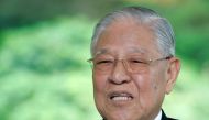 FILE PHOTO: Former Taiwan President Lee Teng-hui speaks during a news conference in Tokyo June 1, 2007. Lee received a prize in memory of Japanese colonial administrator Shinpei Goto by the Shinpei Goto Society. REUTERS / Yuriko Nakao / File Photo