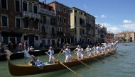 FILE PHOTO: Rowers take part in the Vogalonga, or Long Row, in the Venice lagoon, Italy May 24, 2015. REUTERS/Manuel Silvestri