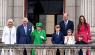 Britain's Camilla, Duchess of Cornwall, Prince Charles, Queen Elizabeth, Prince George, Prince William, Princess Charlotte, Prince Louis and Catherine, Duchess of Cambridge stand on the balcony during the Platinum pageant, marking the end of the celebrations for the Platinum Jubilee of Britain's Queen Elizabeth, in London, Britain, June 5, 2022. Leon Neal/Pool via REUTERS
