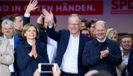 German Chancellor Olaf Scholz, Minister President of Lower Saxony Stephan Weil and Minister President of Rhineland-Palatinate Malu Dreyer attend the final rally ahead of the regional elections in the state of Lower Saxony, in Hanover, Germany, on October 8, 2022. REUTERS/Fabian Bimmer
